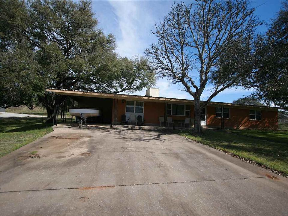 1st image of 3713 River Oaks Dr
