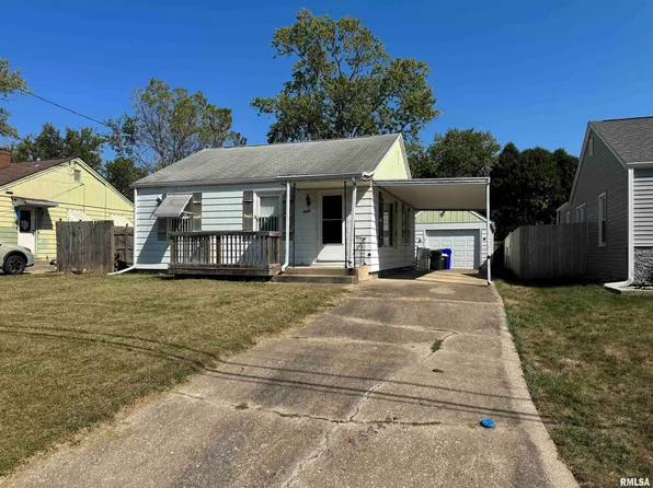 4920 N Glen Elm Dr, Peoria Heights, IL 61616