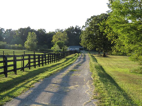 2nd image of 589 Wheeler Ln