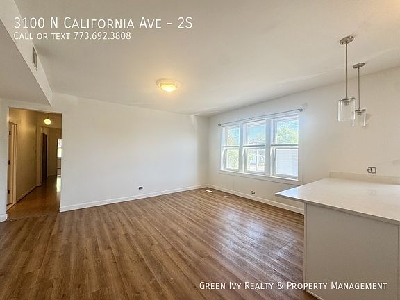 3rd image of 3100 N California Ave #2S