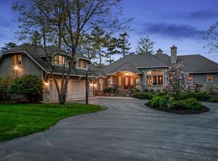 935 Beautiful Shores Rd, Traverse City, MI 49686