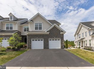 208 Lesly Ct, Conshohocken, PA 19428