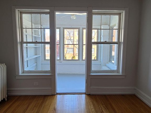 5th image of 1403 W Jarvis Ave Unit 2