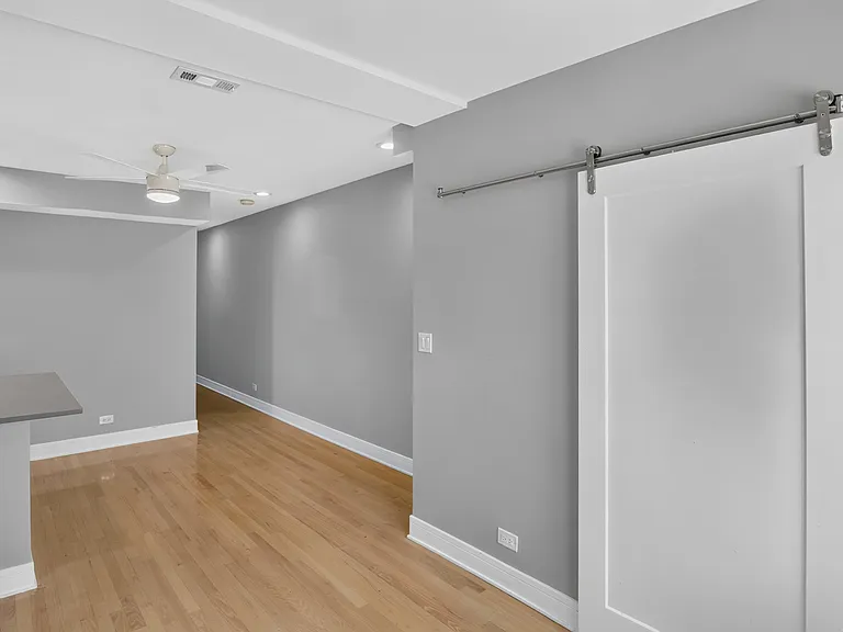 6629 S Ingleside Ave #2 — Photo 30