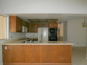 5th image of 1253 Coachman Dr