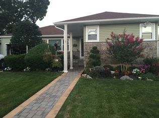 903 Jay Dr, Bellmore, NY 11710