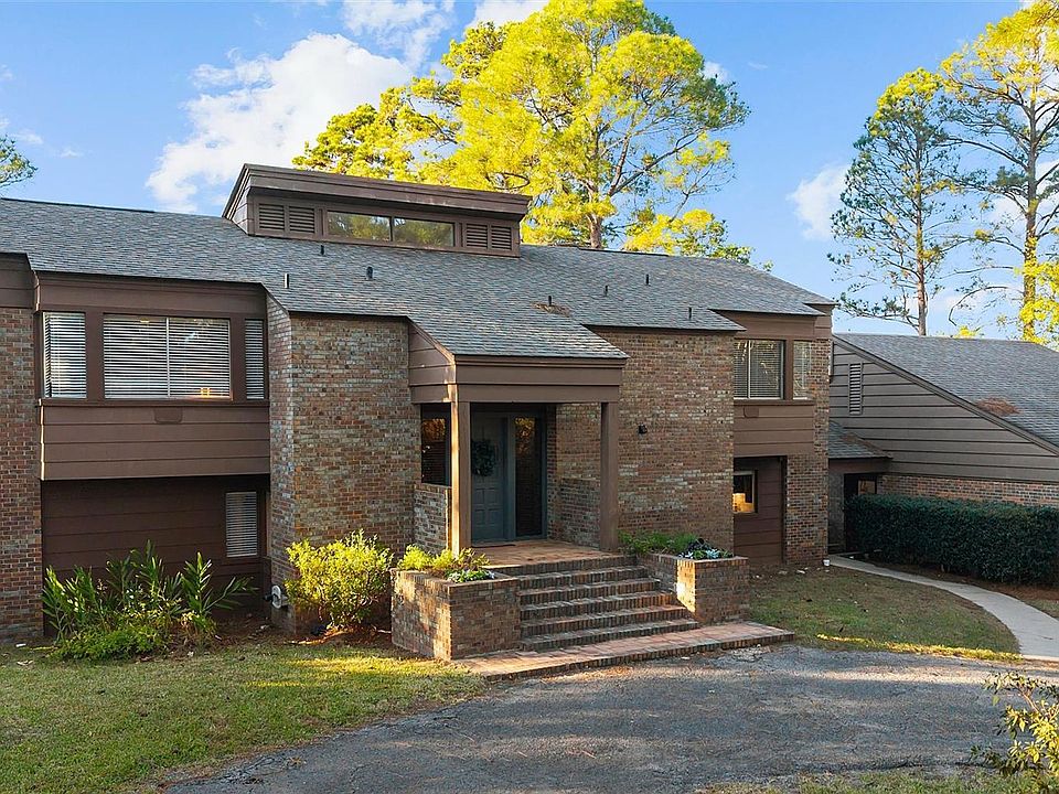 1st image of 246 Watchhill Rd