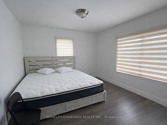 4th image of 207 Thorold Rd