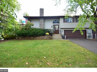10701 Zinran Cir S, Minneapolis, MN 55438