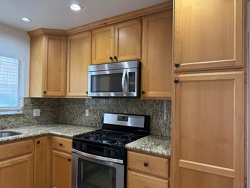 4933 Maiden Ln Photo 1
