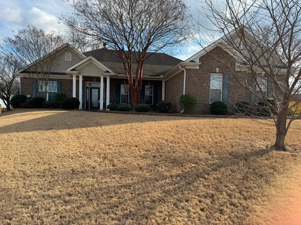 105 Chasehills Ct, Huntsville, AL 35811