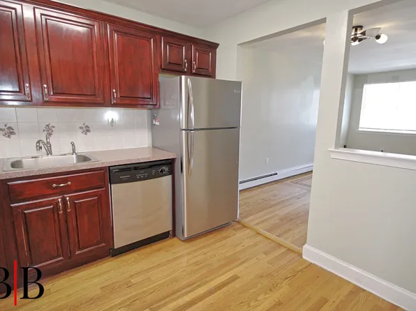 1039 East 86th Street image 6 of 22