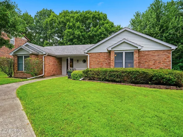 218 Eastland Dr, Jefferson City, MO 65101