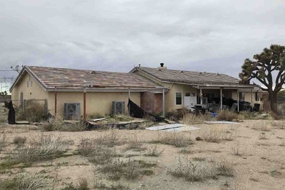 1st image of 11975 Riggins Rd