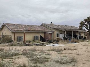 11975 Riggins Rd, Phelan, CA 92371