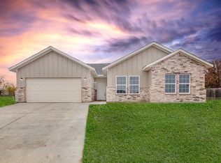 140 Magnolia Estates St, Crowley, TX 76036