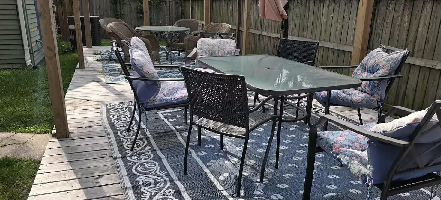 3 bed, $4,900 — Photo 2