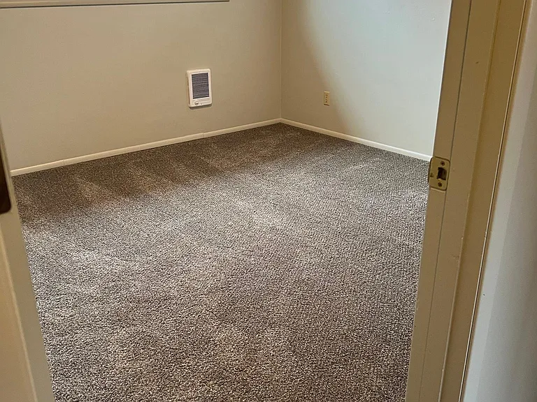 125 Curtis St NE — Photo 12