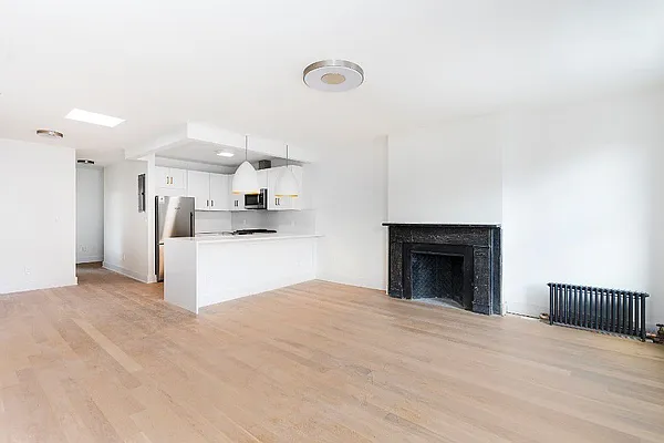 Rented by Living New York | media 15