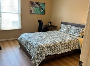 2331 E Grenadine Rd, Phoenix, AZ 85040