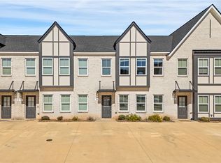 596 Waterpoint Way, Opelika, AL 36801