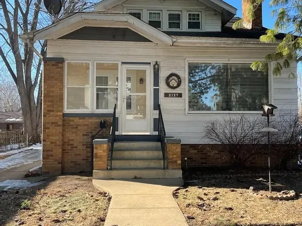 2327 N Atlantic Ave, Peoria, IL 61603