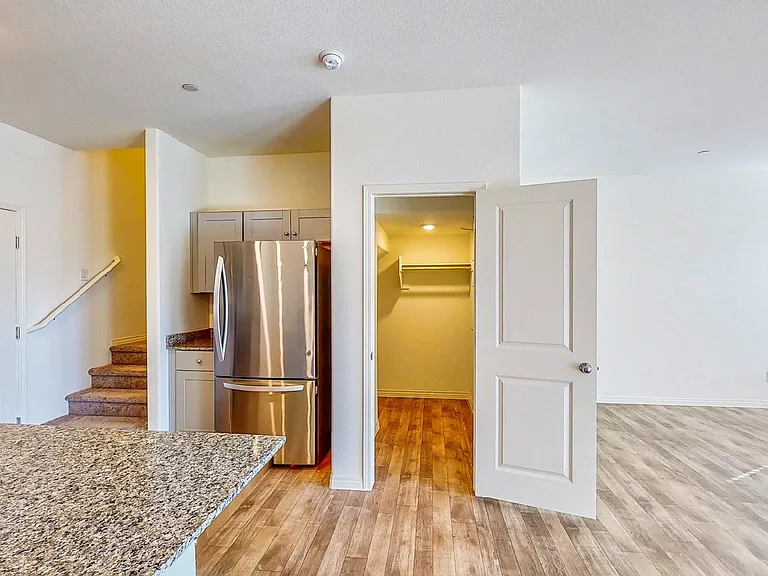 4261 Venus Falls Ave — Photo 9