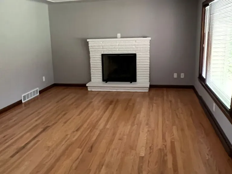 6520 Diana Dr — Photo 3