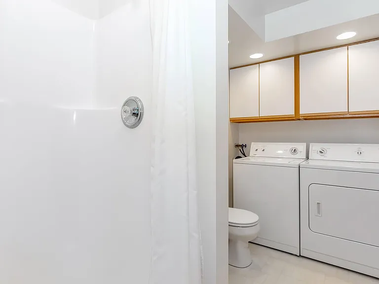 Hunter Star Properties — Photo 24