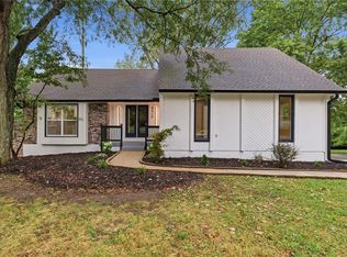 6012 Woodside Ave, Kansas City, MO 64133