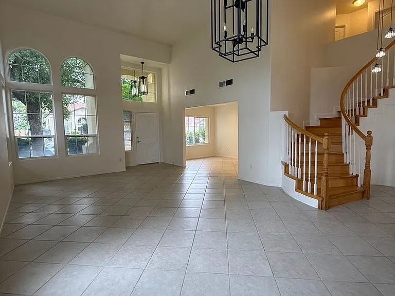 8715 Beau Maison Way — Photo 6