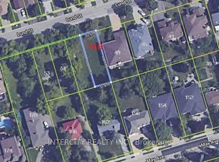 51 B Lund St, Richmond Hill, ON L4C9V7