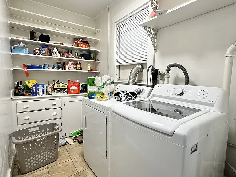 11 Chester St #1 — Photo 7