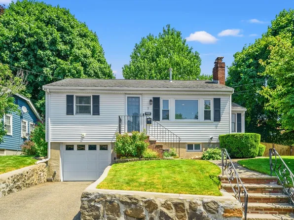 7 Leonard Cir, Medford, MA 02155