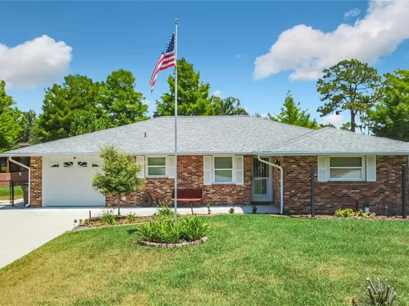 12547 Pine Island Dr, Leesburg, FL 34788