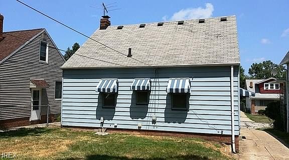 3rd image of 3715 Milford Ave