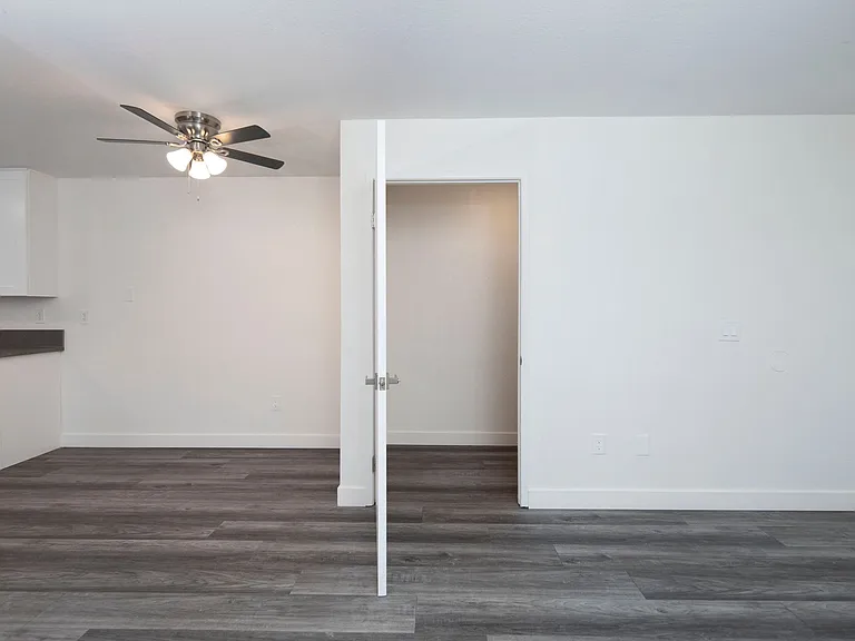 Highland View Apartments — Photo 3