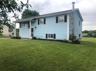 6800 Junction Rd, Pavilion, NY 14525