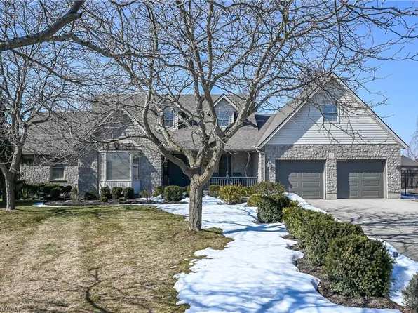 17 Angle St, Norfolk County, ON N3Y 5M6