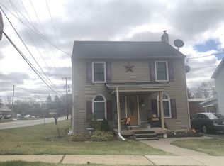 16 Green St, Franklin, NJ 07416