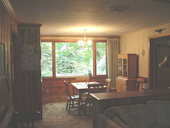 Dining area off living room