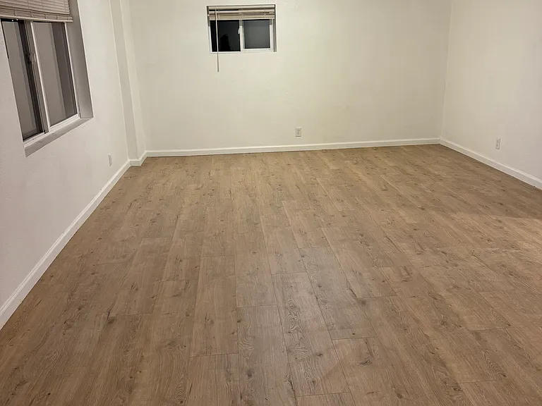 4805 Eisan Ave — Photo 3