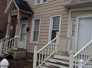 16 National St APT 1, Elgin, IL 60123