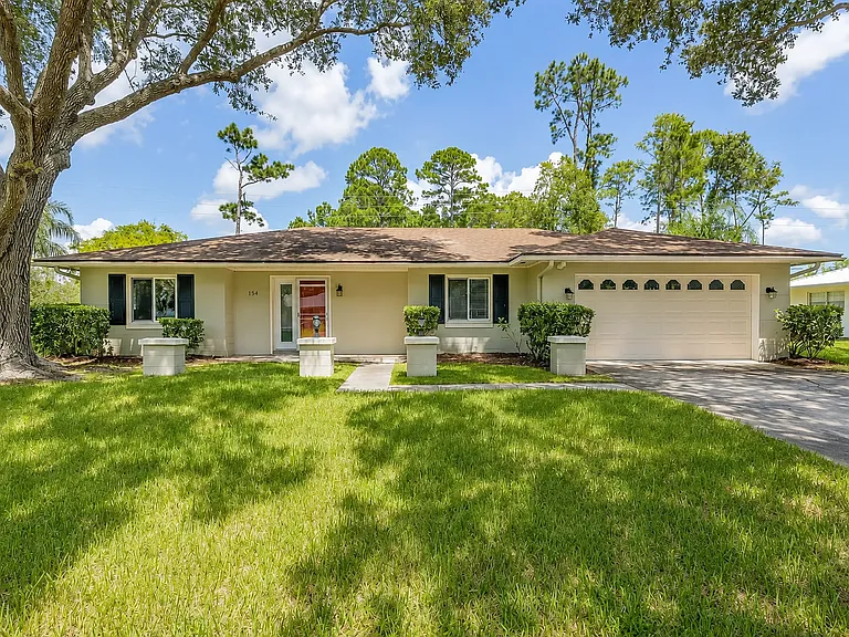 534 Sevilla Dr — Photo 1