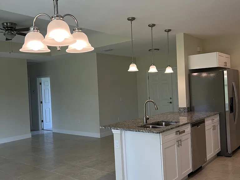 220 Preston St — Photo 15