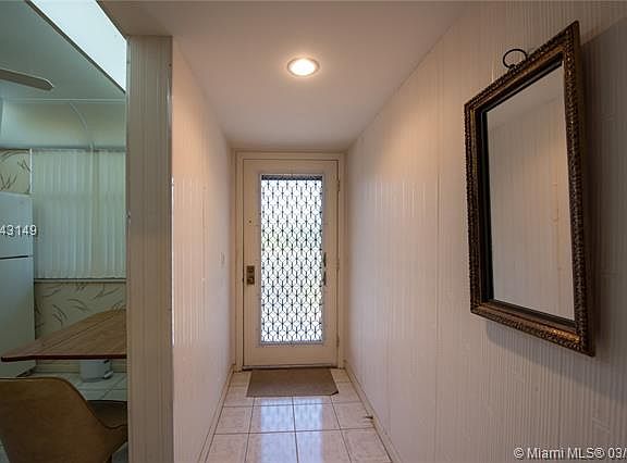 3rd image of 1522 Whitehall Dr APT 305