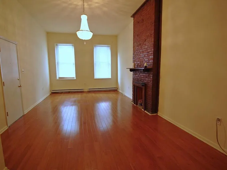 317 S 16th St #1 — Photo 14