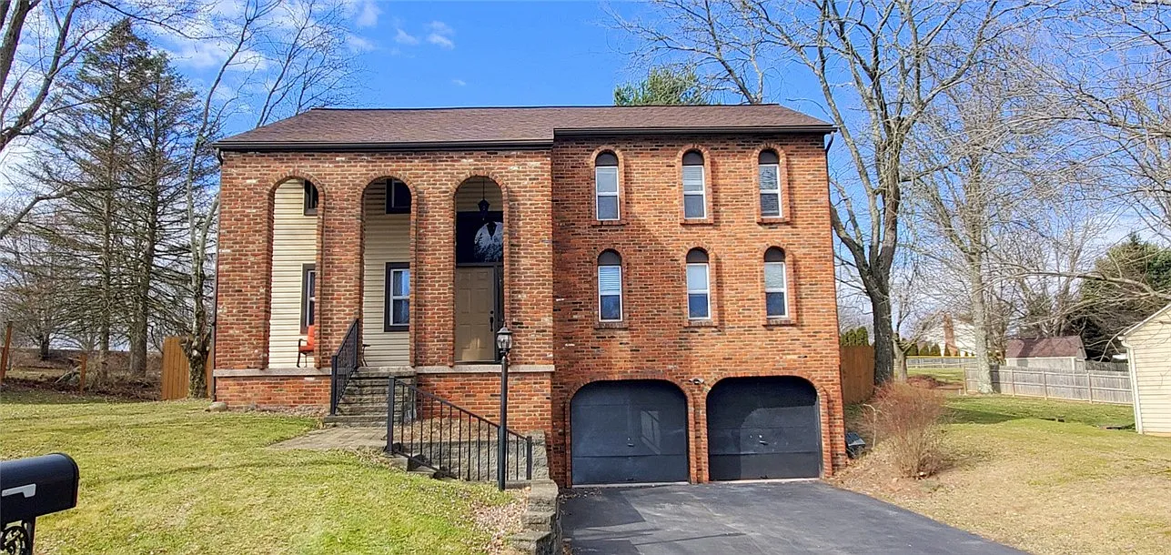 115 Rembrandt Dr photo 1