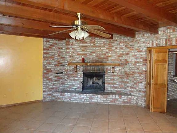 breakfast room fireplace