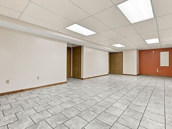 57th image of 205 Falcon Dr